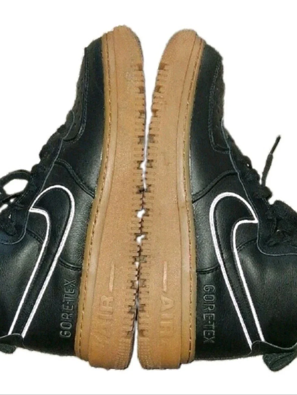 Nike Men's Black Gore-Tex High-Top Sneakers/Boots with Gum Sole